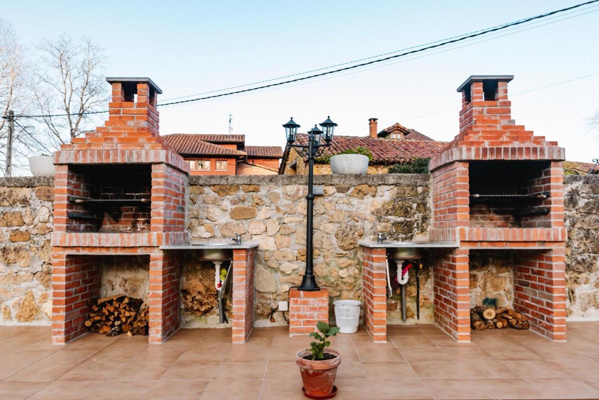 Apartamentos La Cortina Cangas de Onís Exterior foto