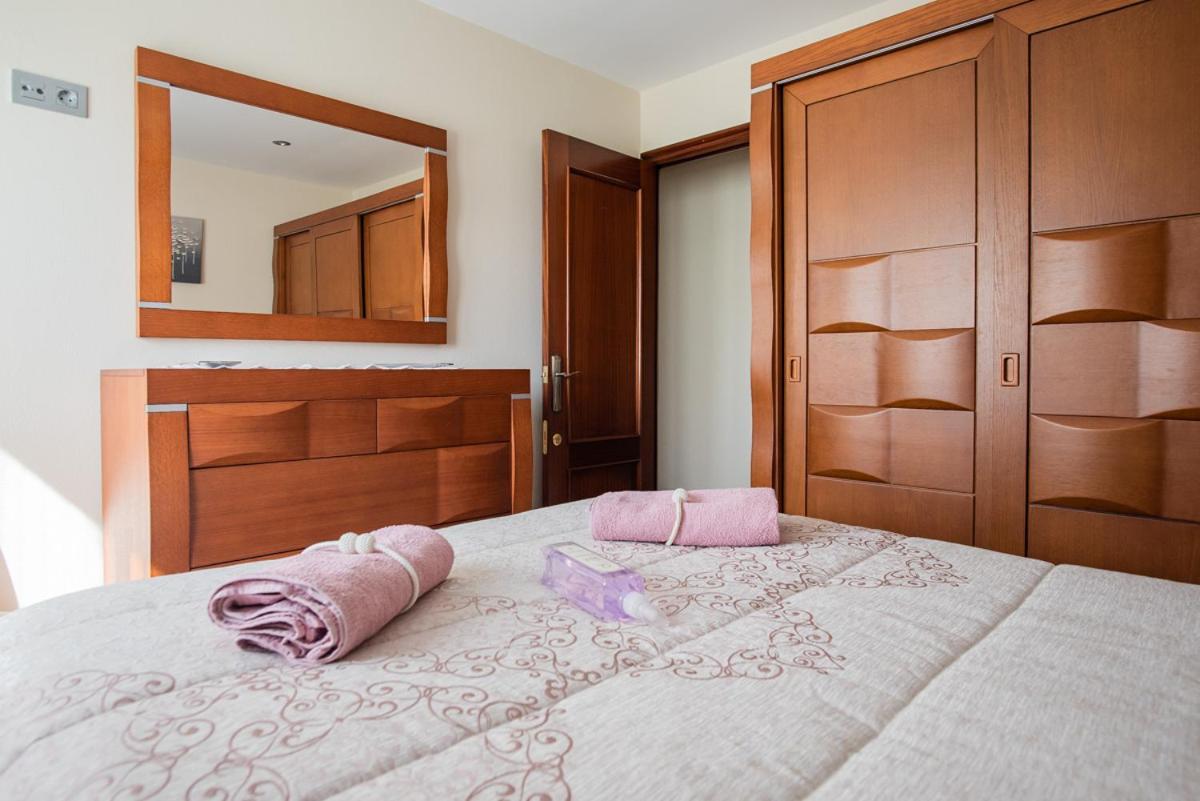 Apartamentos La Cortina Cangas de Onís Exterior foto