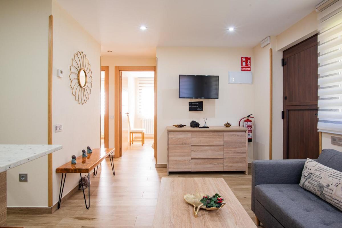 Apartamentos La Cortina Cangas de Onís Exterior foto